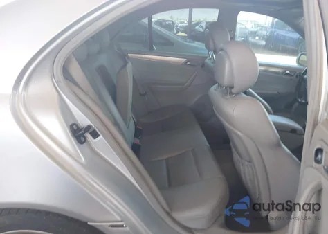 2006 Mercedes-Benz C 230 Sport z USA, uszkodzony, nr VIN WDBRF52H56A856482